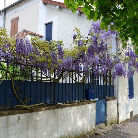 Bleautiful "Eugenie" Charmante Maison De Ville Fontainebleau Exterior foto